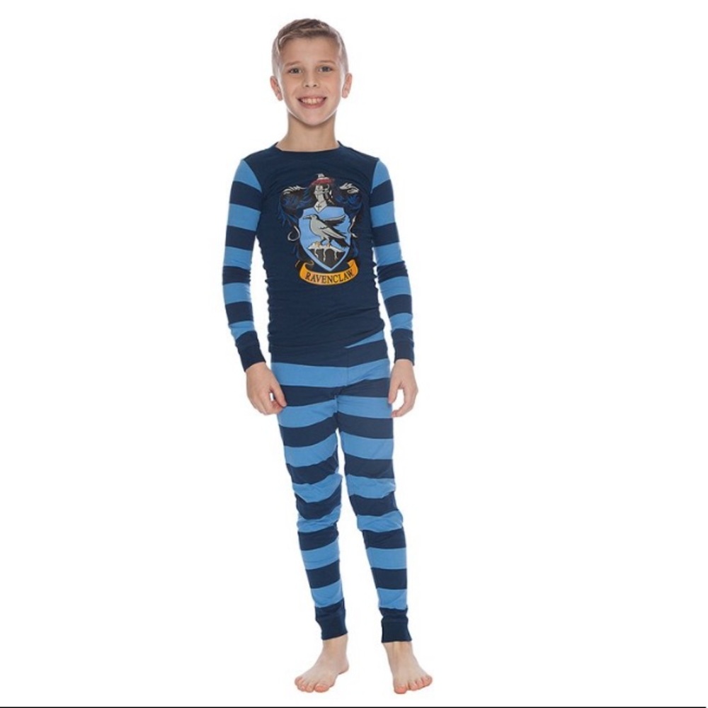 Harry Potter “Ravenscourt” pajama set top & bottom